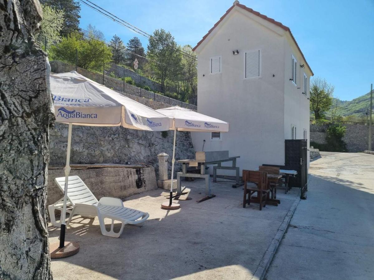 Porto Njegusi A1 Apartment Cetinje Exterior foto